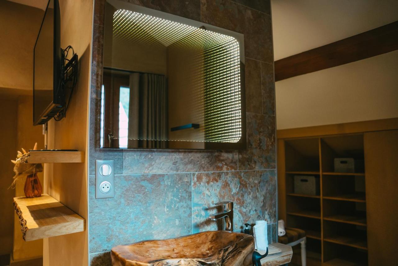 Le Grand Petit Prince - Domaine De Charme - Jacuzzis Privatifs Guebwiller Exterior foto